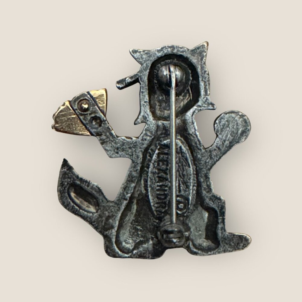 Alexandra Pewter Baseball Cat Brooch Pin w/‎ Gold Tone Glove Mitt Signed Vintage - Picture 2 of 3